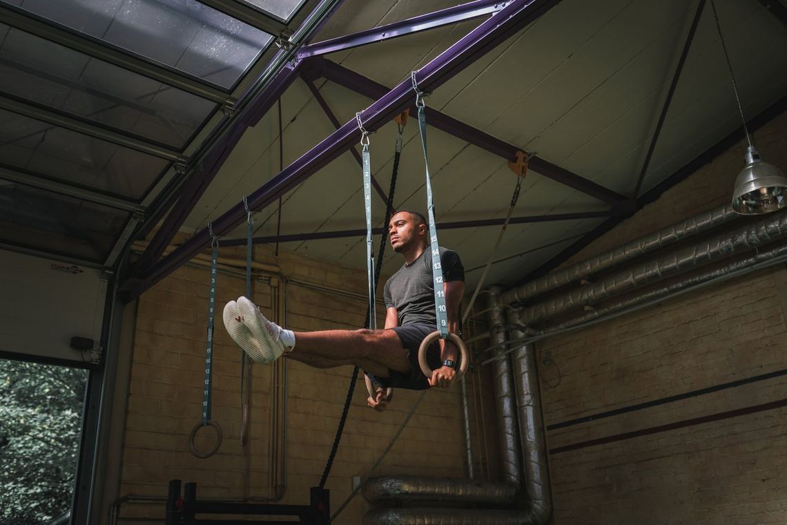 Ringe-Training in der Halle